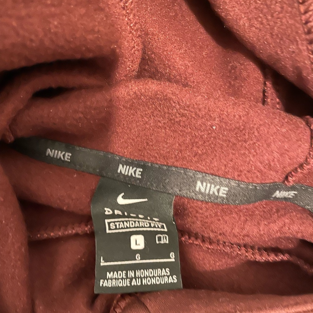 Nike therma hoodie - Picture 10 of 11